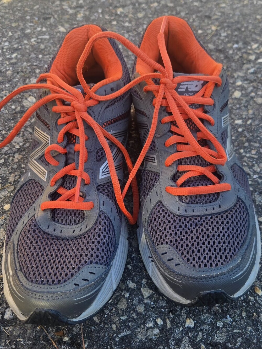 New Balance Men’s Gray Athletic Sneakers with Orange Accents